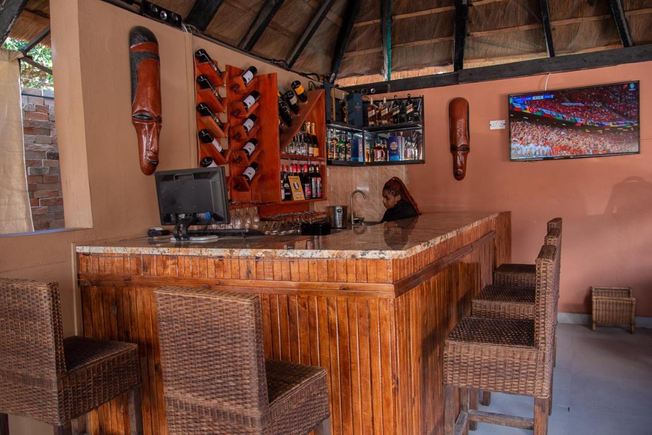 Mika Lodge Lusaka Exterior photo